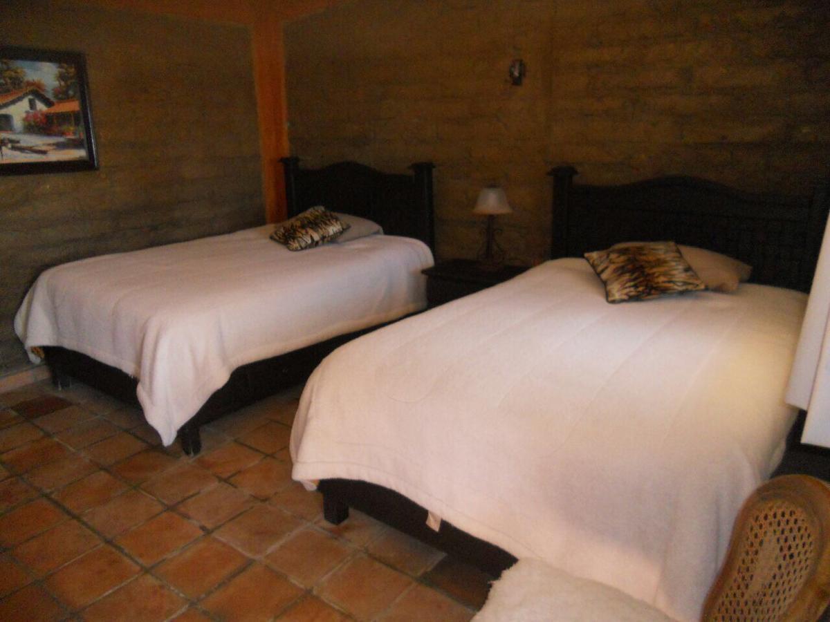 Rancho Escondido Casa Goyri Hotel Tlaxco Екстериор снимка
